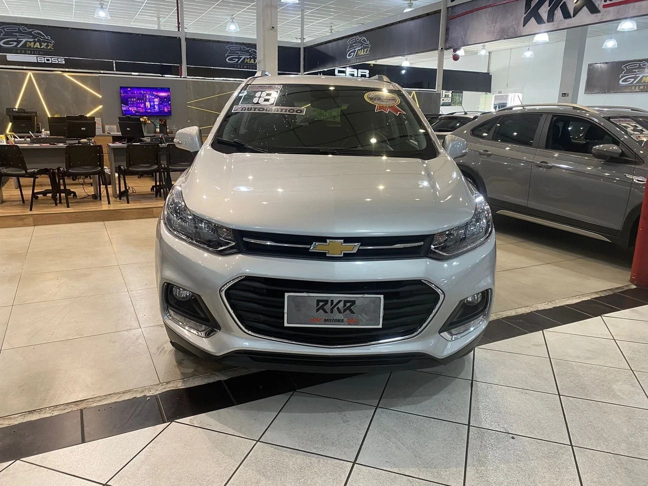 CHEVROLET TRACKER