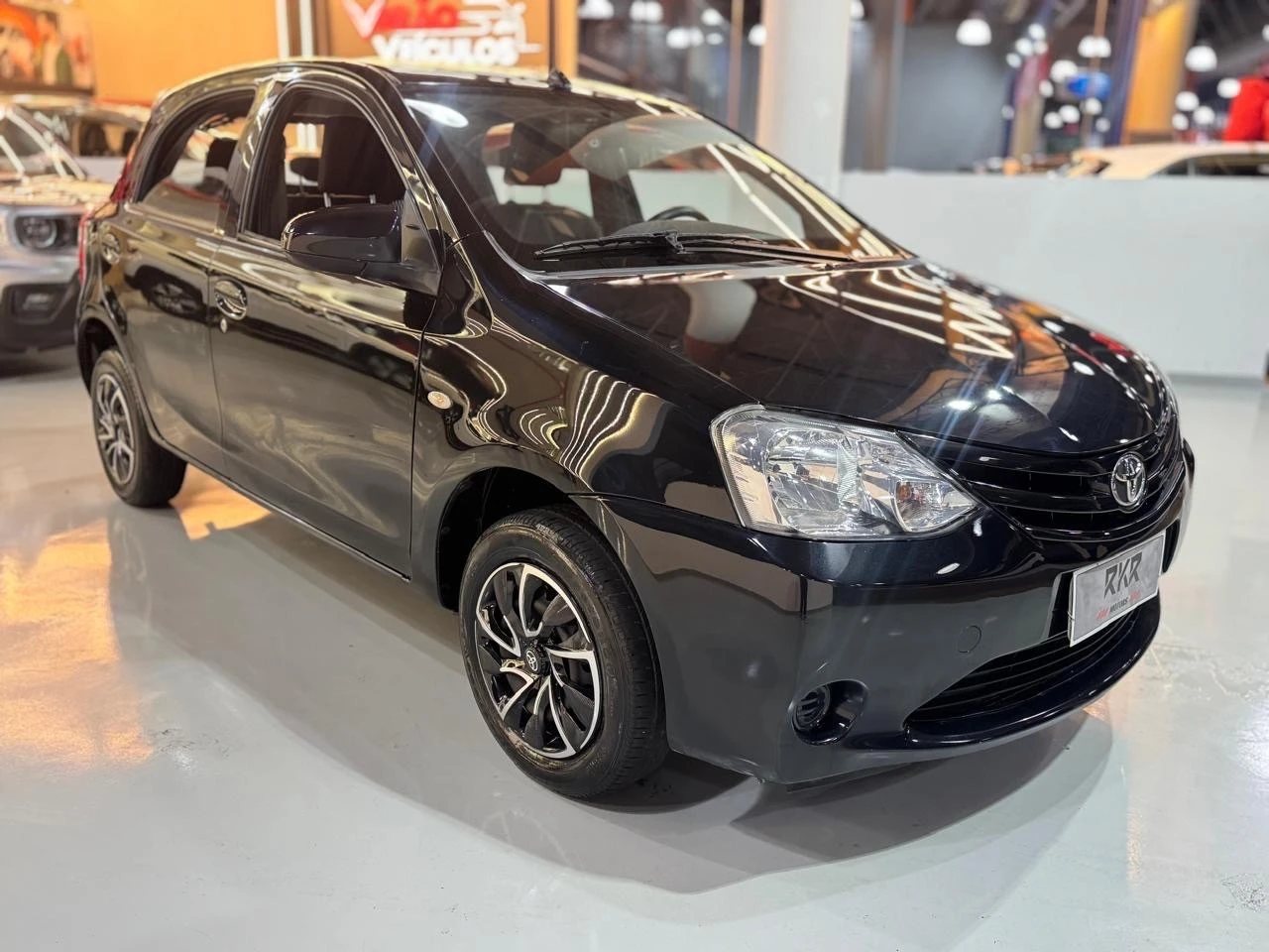 TOYOTA ETIOS