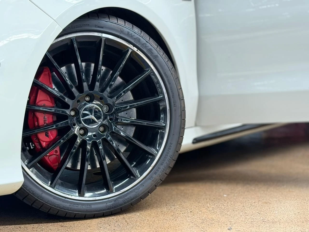 MERCEDES-BENZ GLA 45 AMG