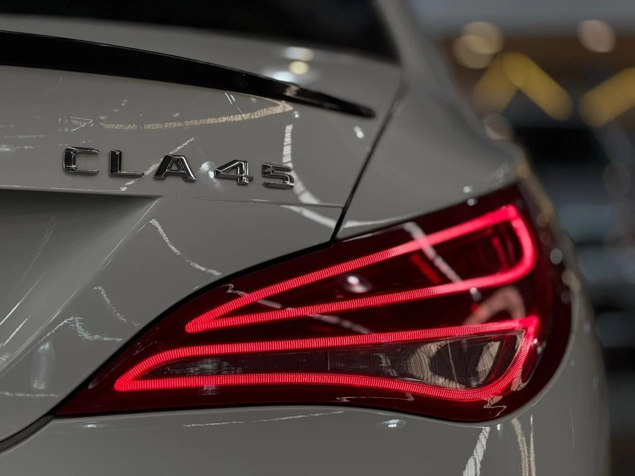 MERCEDES-BENZ GLA 45 AMG