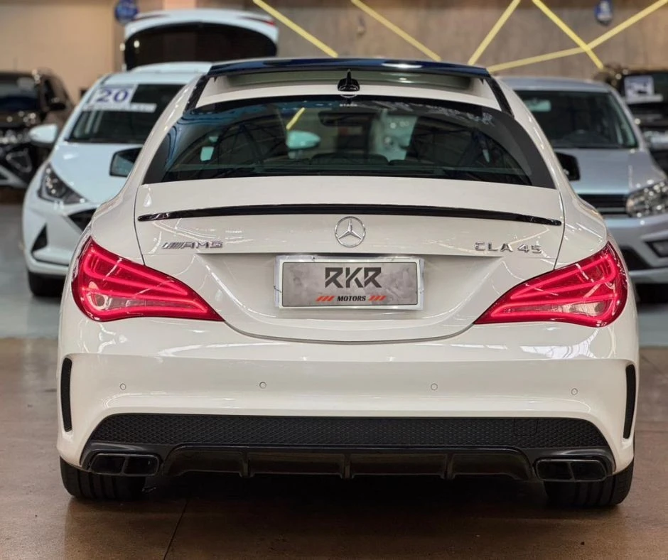 MERCEDES-BENZ GLA 45 AMG