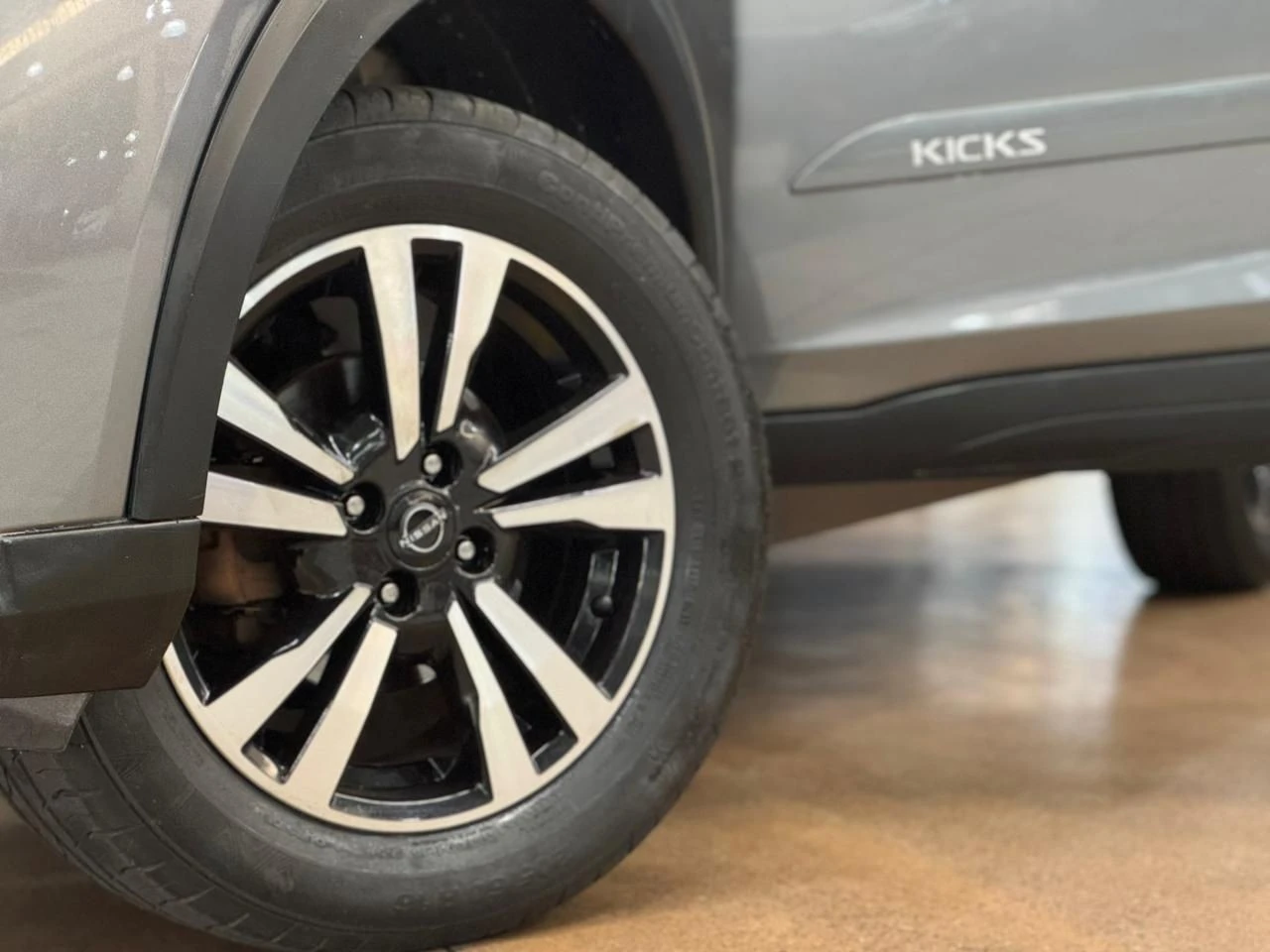 NISSAN KICKS