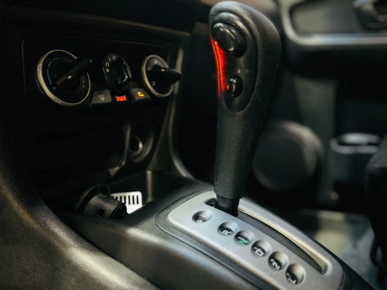 MITSUBISHI PAJERO TR4