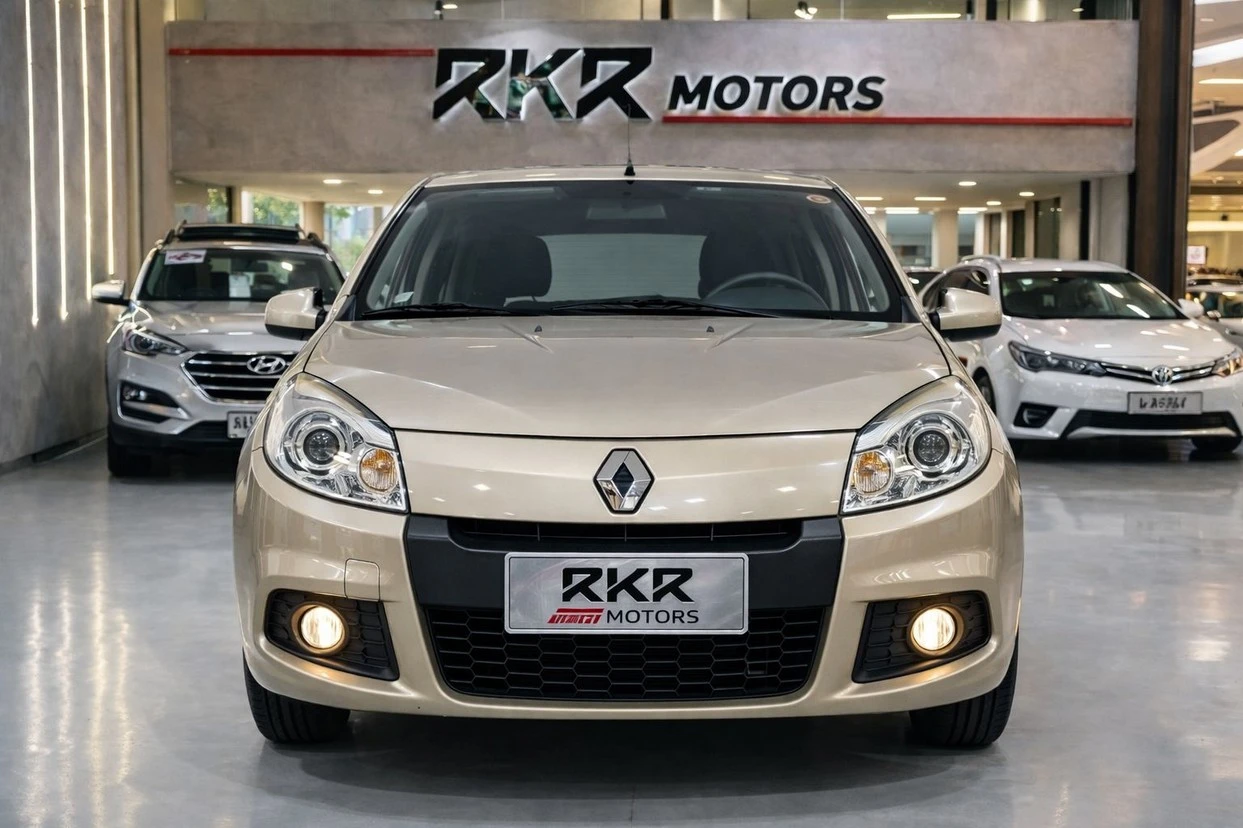RENAULT SANDERO
