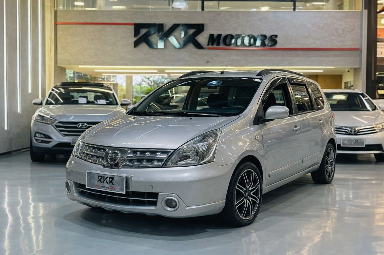 NISSAN LIVINA