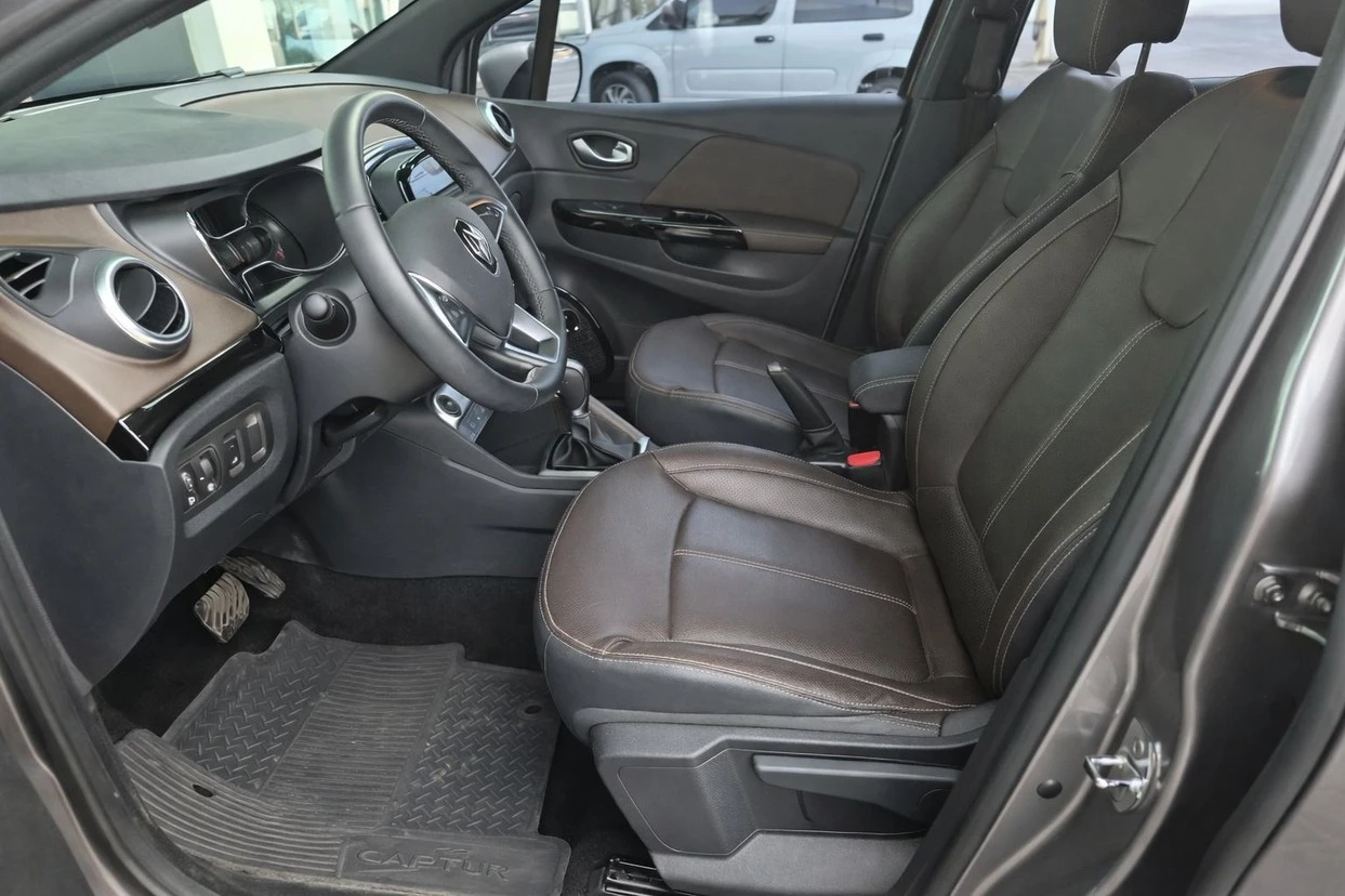 RENAULT CAPTUR