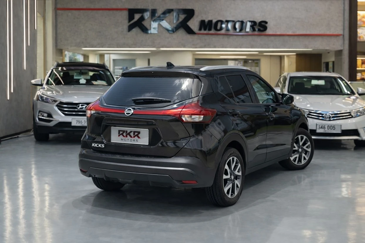 NISSAN KICKS