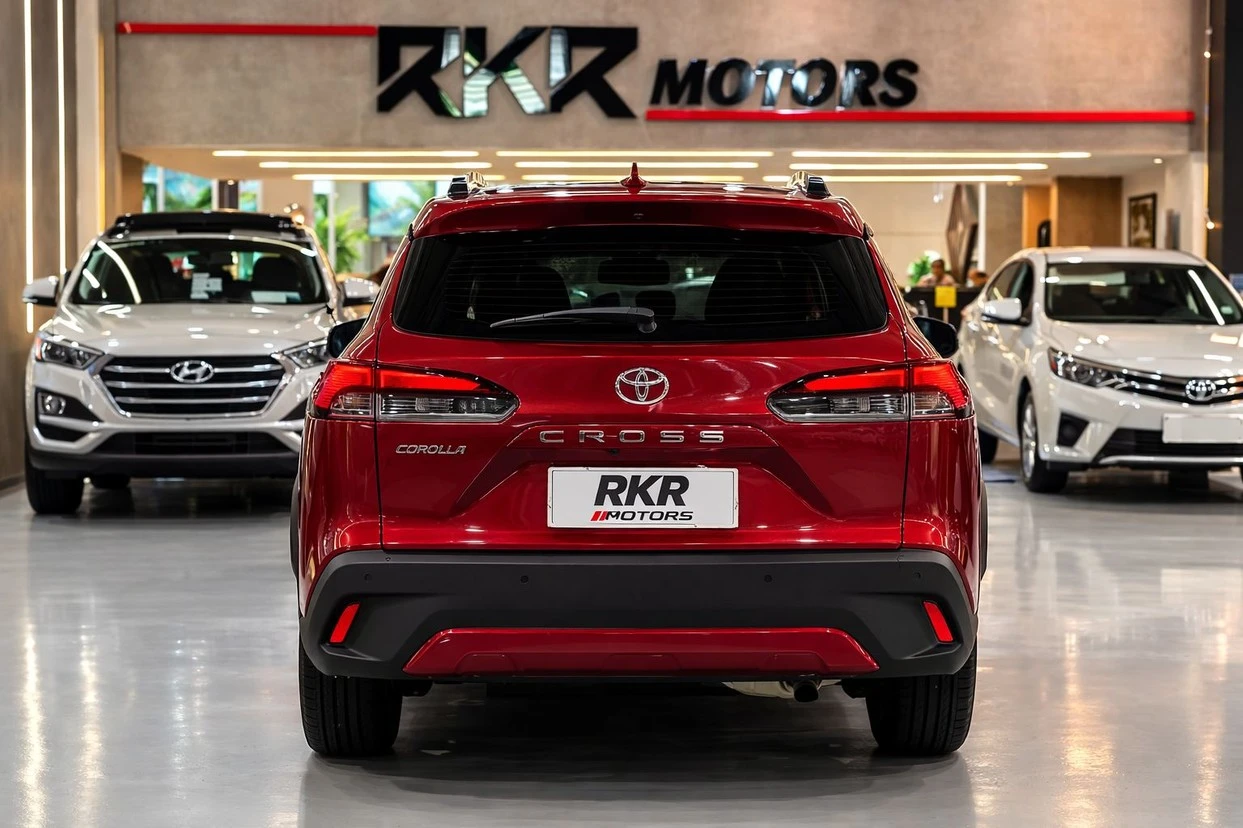 TOYOTA COROLLA CROSS