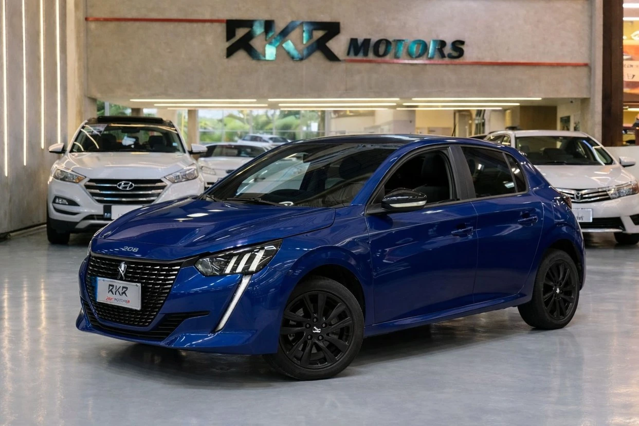 PEUGEOT 208