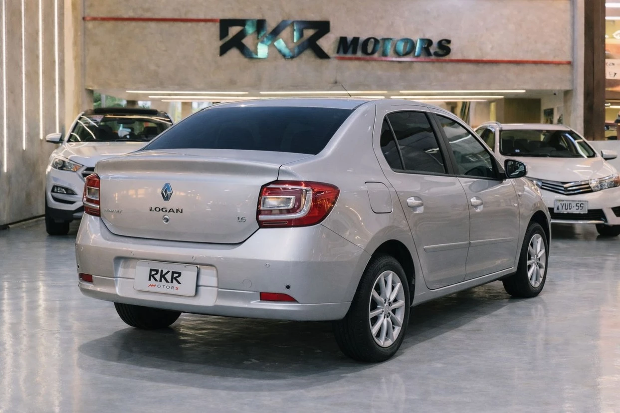 RENAULT LOGAN