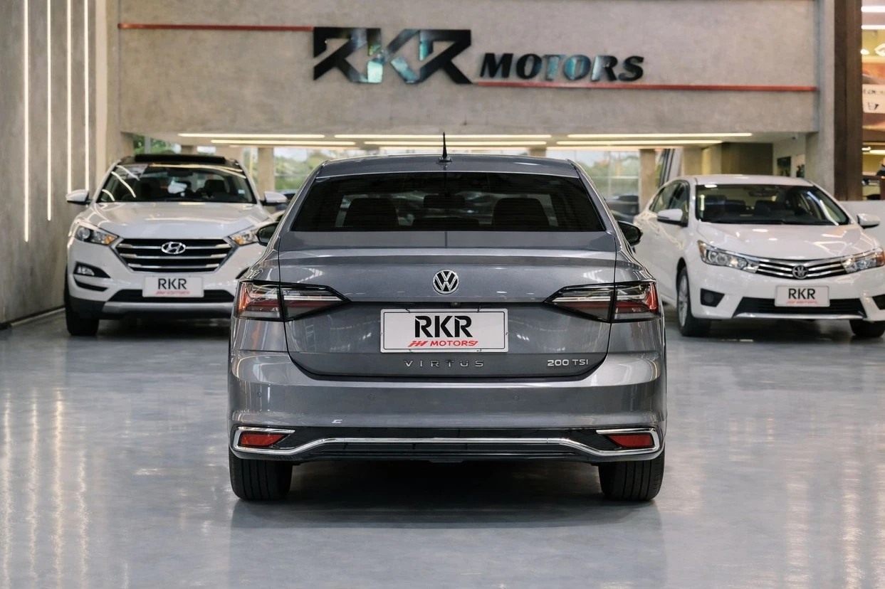 VOLKSWAGEN VIRTUS