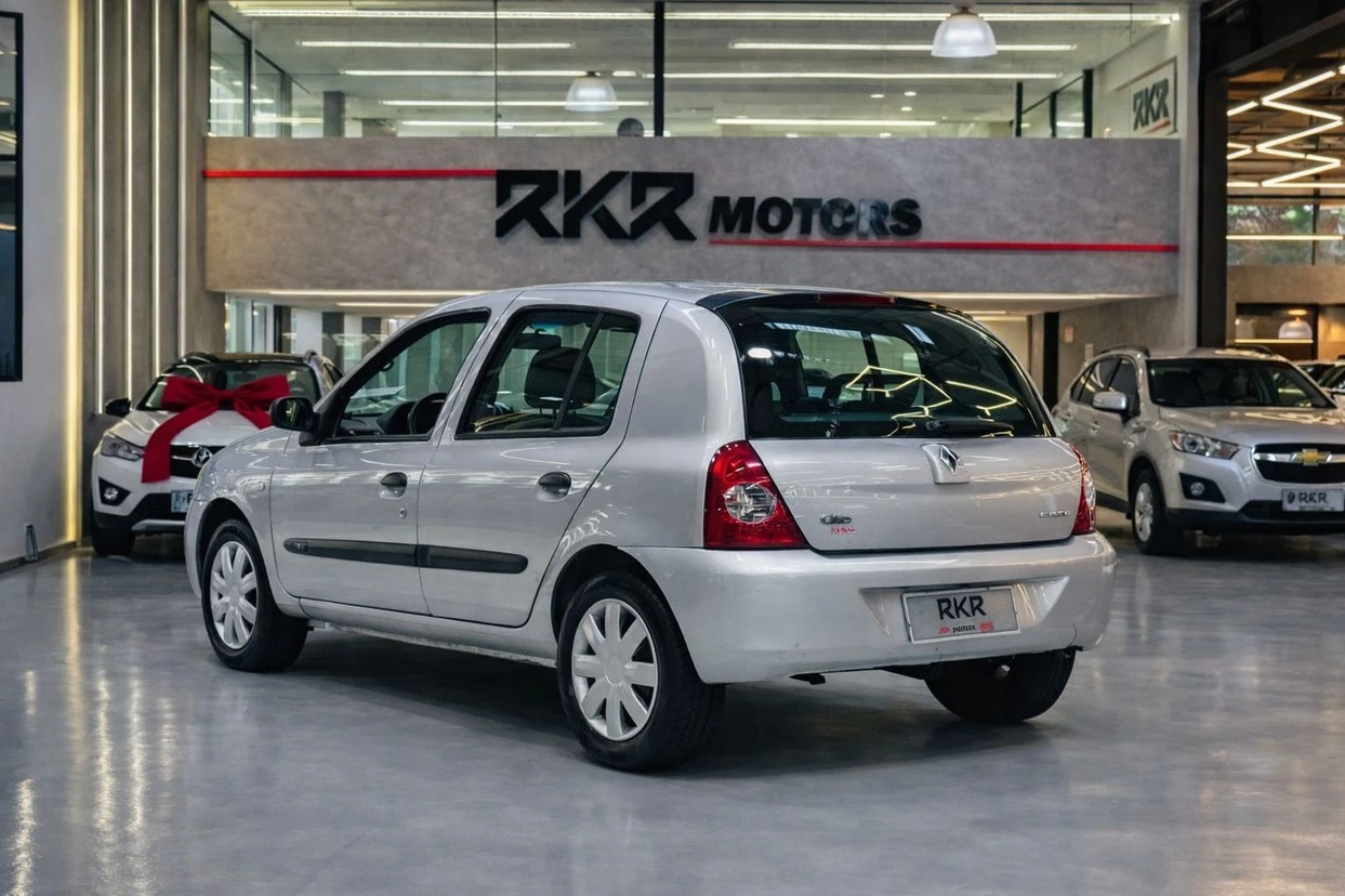 RENAULT CLIO