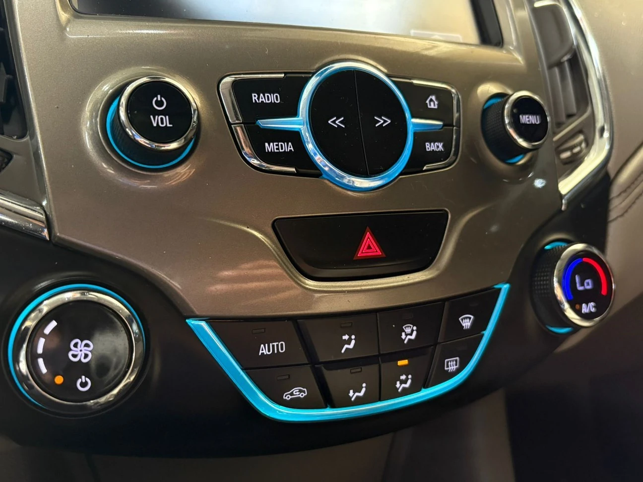 CHEVROLET CRUZE