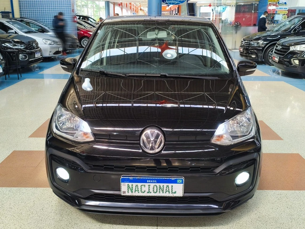 VOLKSWAGEN UP