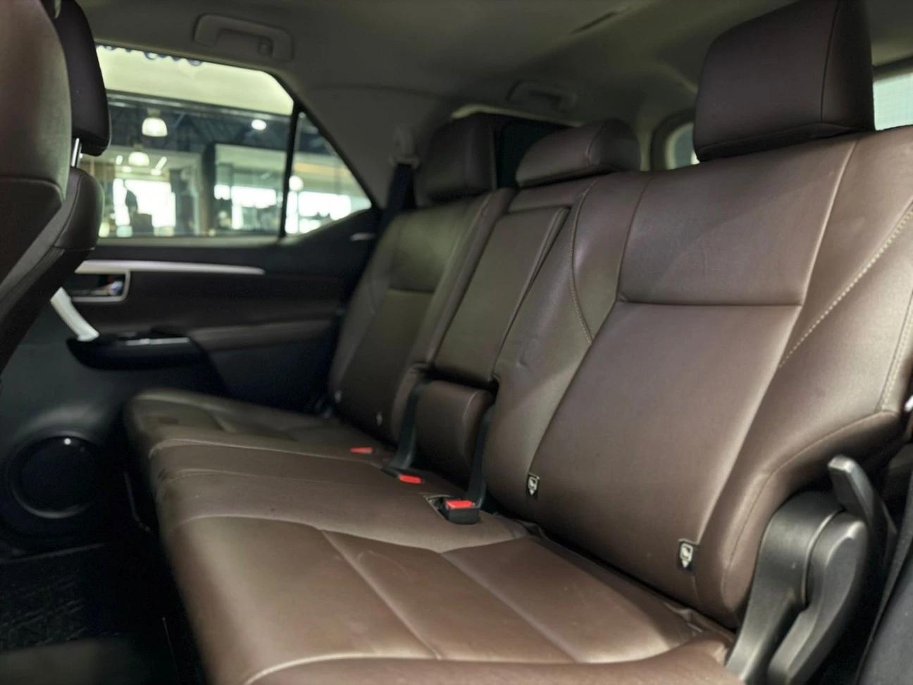 TOYOTA HILUX SW4