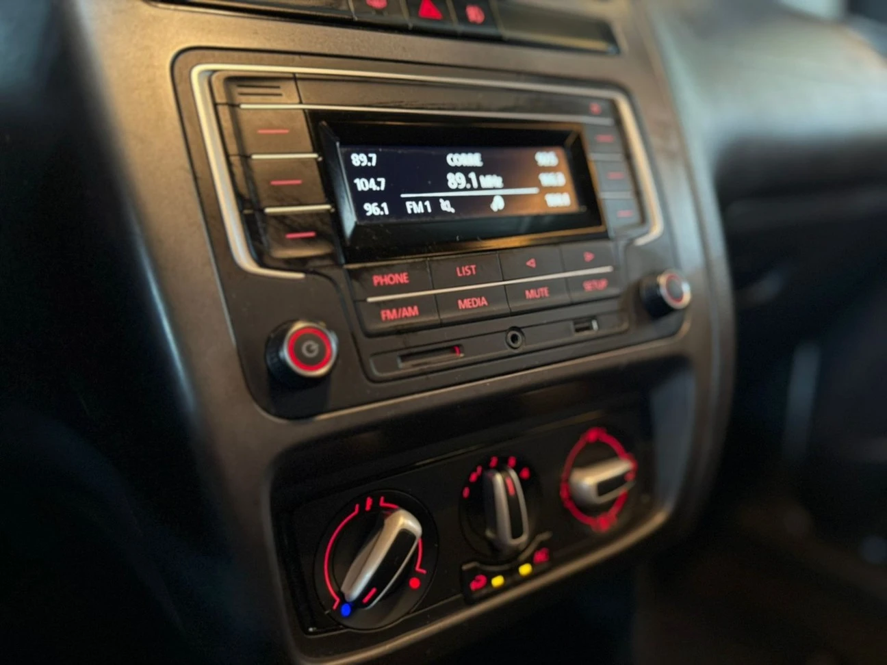 VOLKSWAGEN FOX
