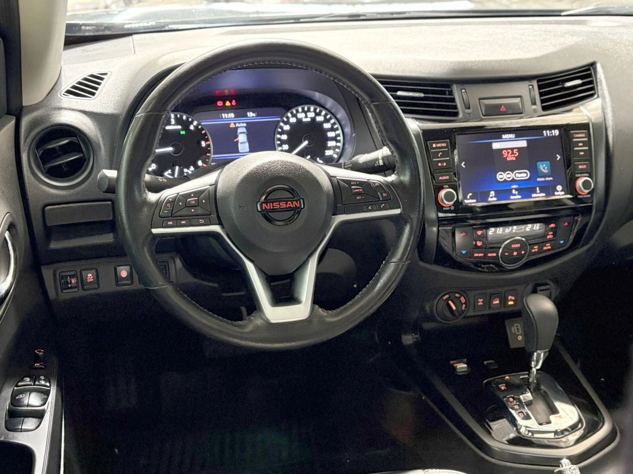 NISSAN FRONTIER