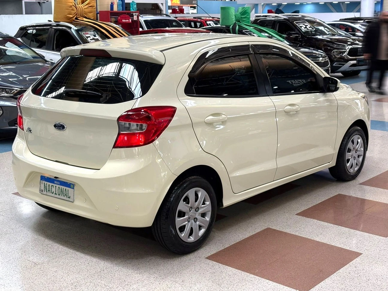 FORD KA