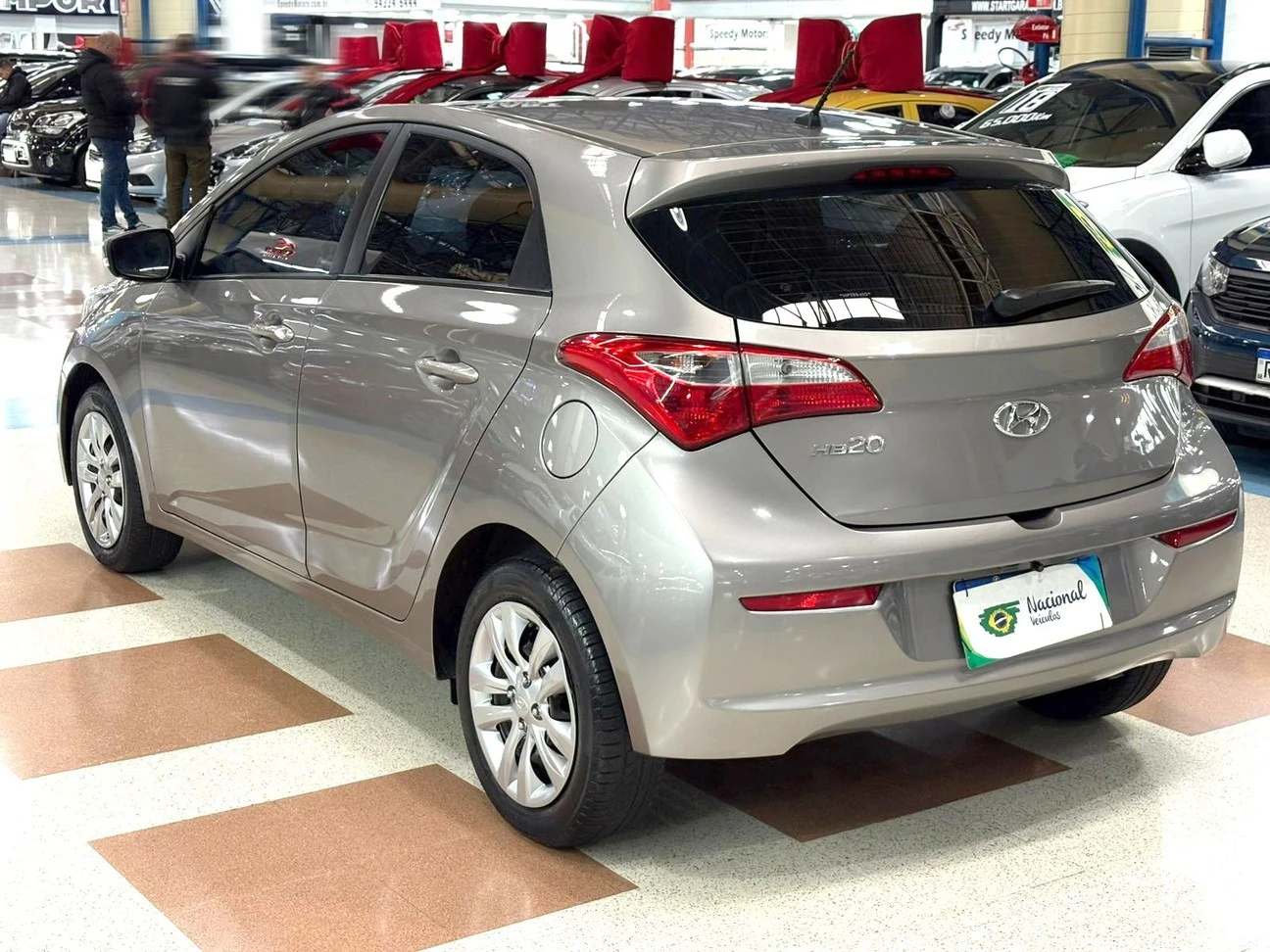 HYUNDAI HB20