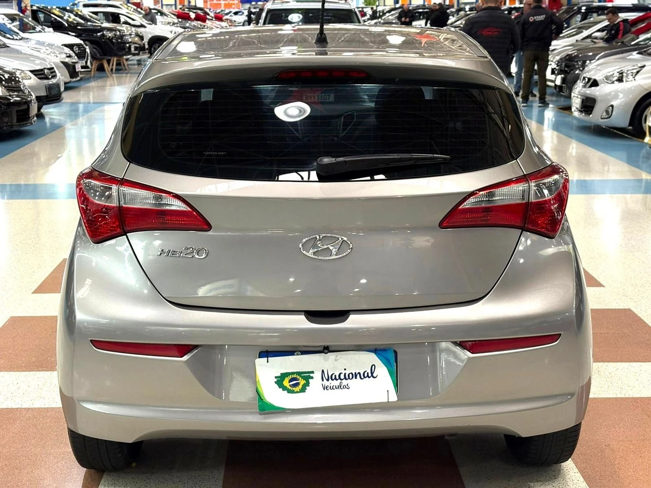 HYUNDAI HB20