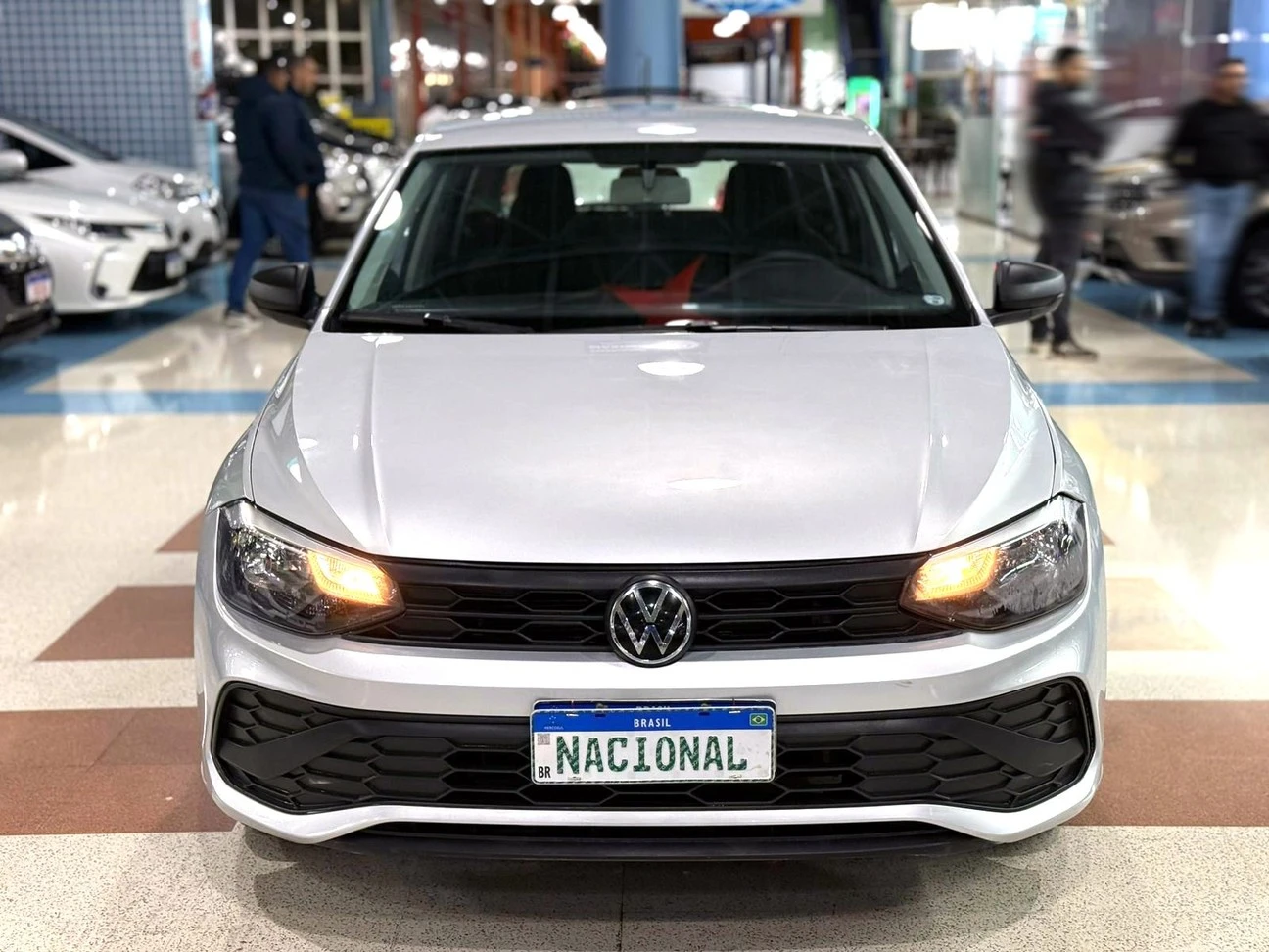 VOLKSWAGEN POLO