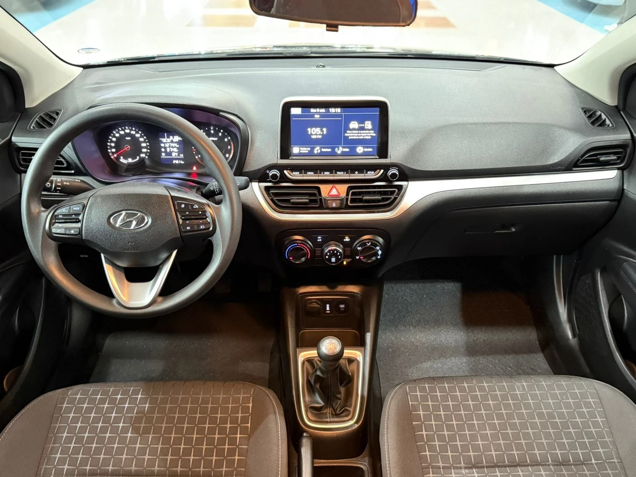 HYUNDAI HB20