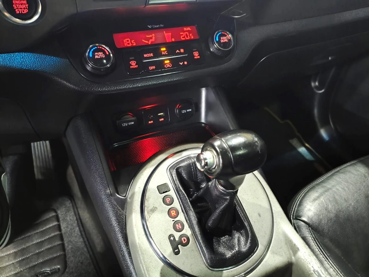 KIA SPORTAGE