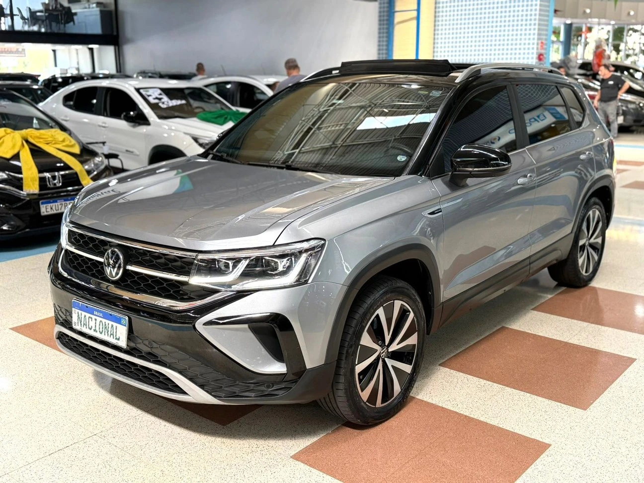 VOLKSWAGEN TAOS