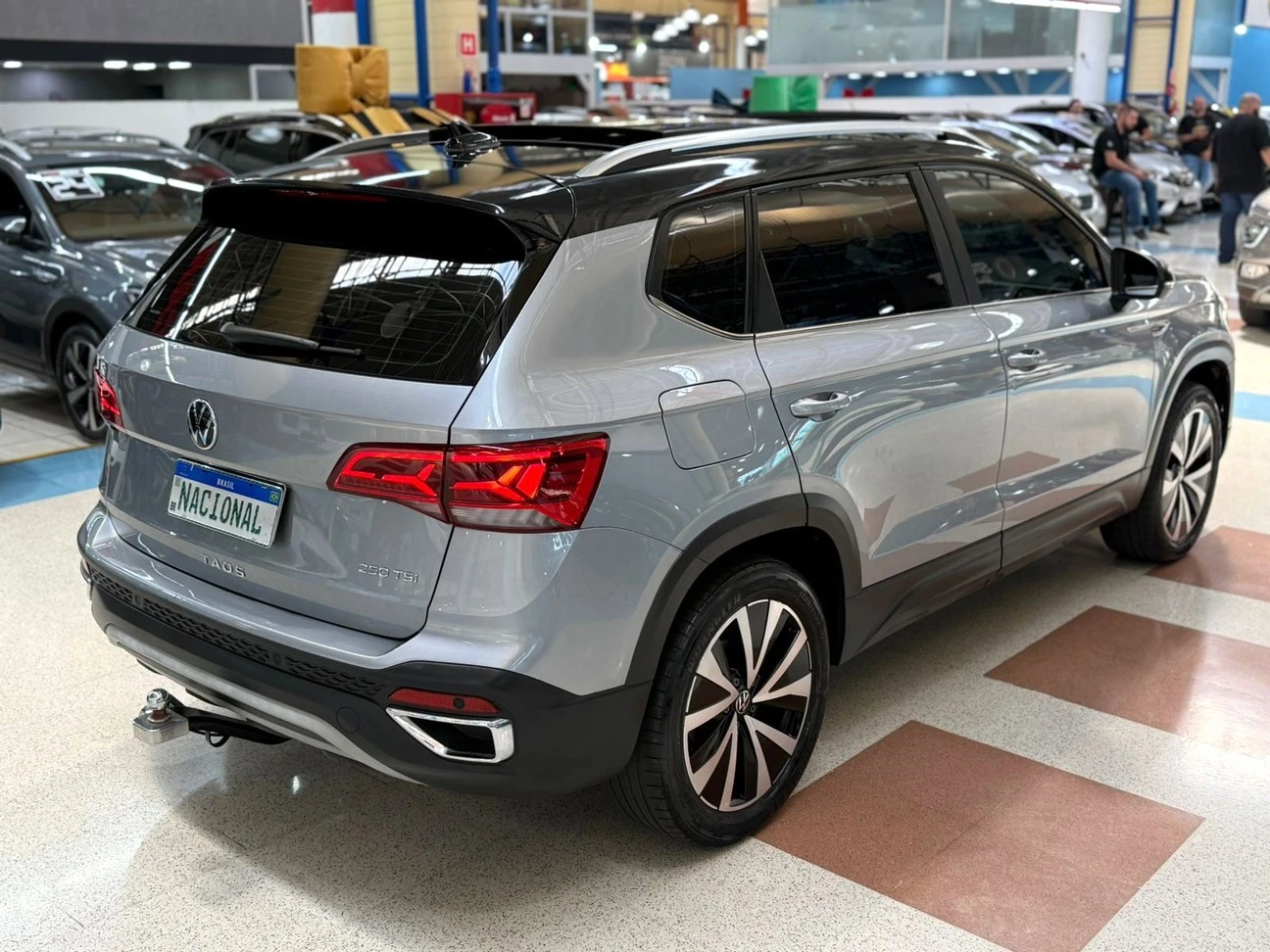 VOLKSWAGEN TAOS
