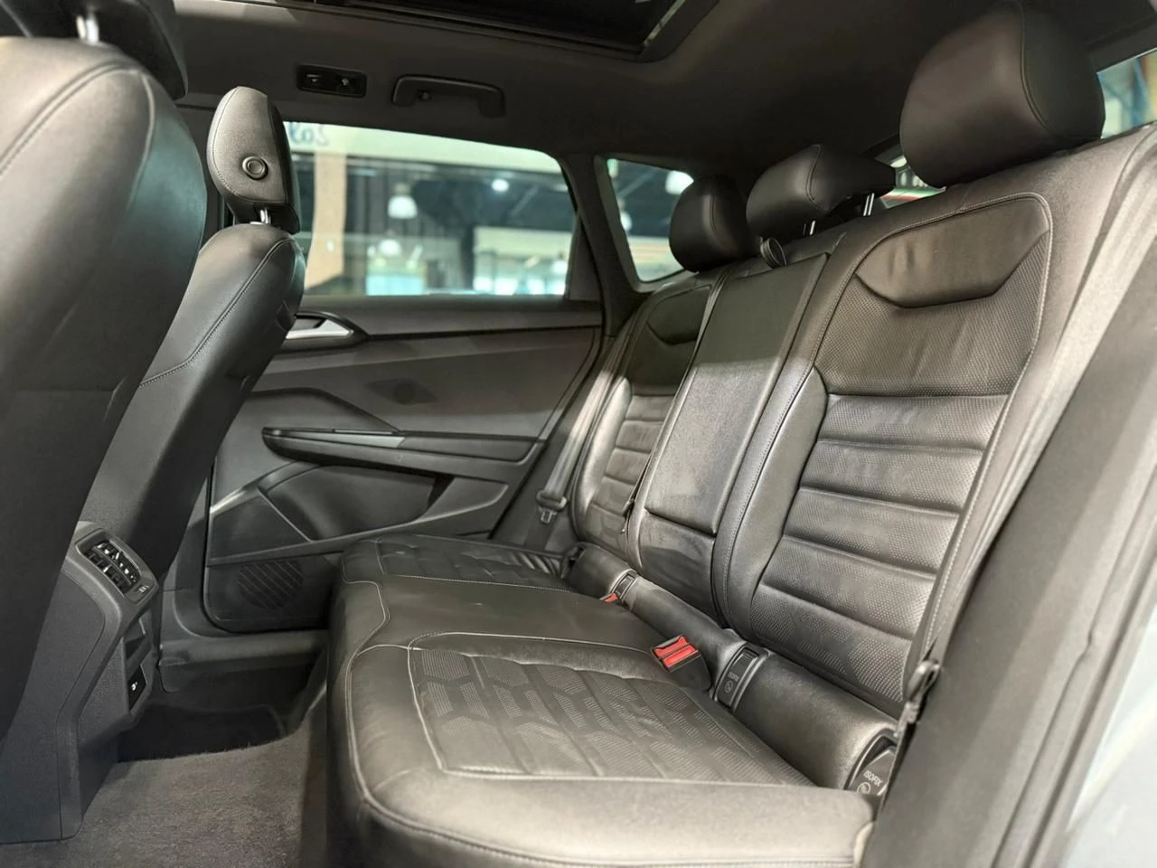 VOLKSWAGEN TAOS