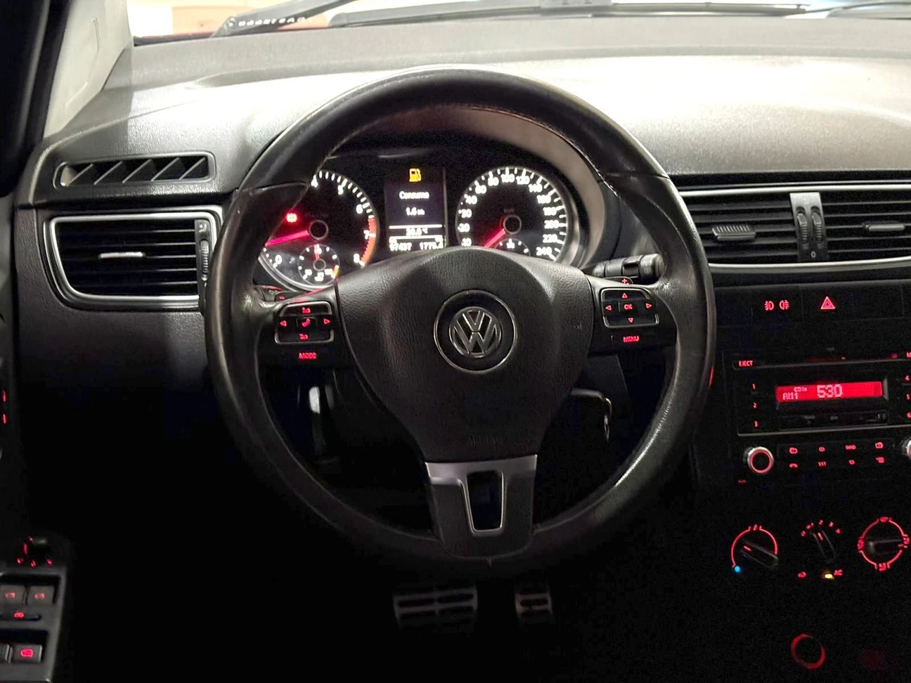 VOLKSWAGEN SPACE CROSS