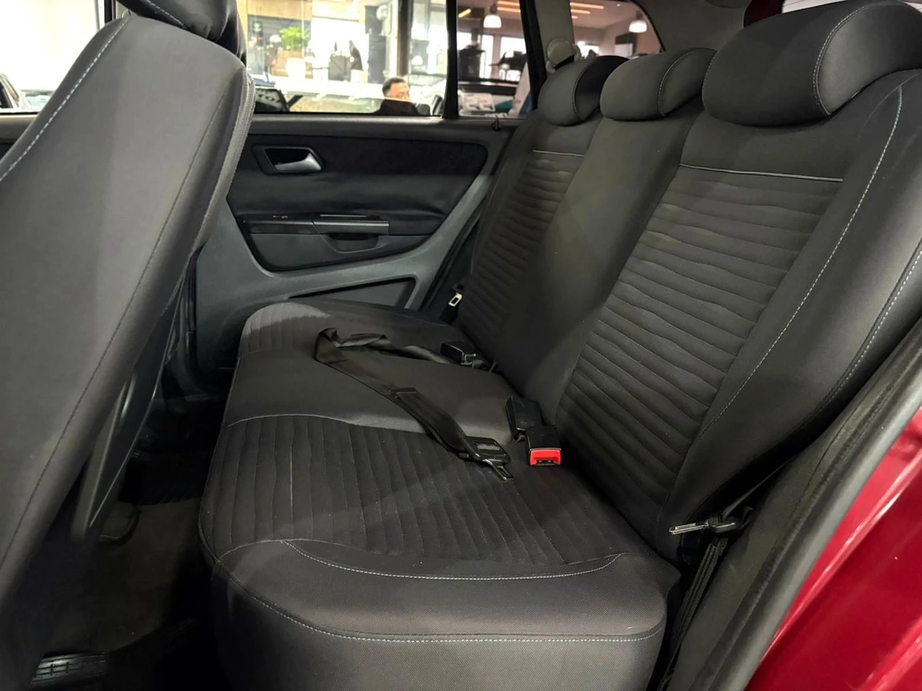 VOLKSWAGEN SPACE CROSS