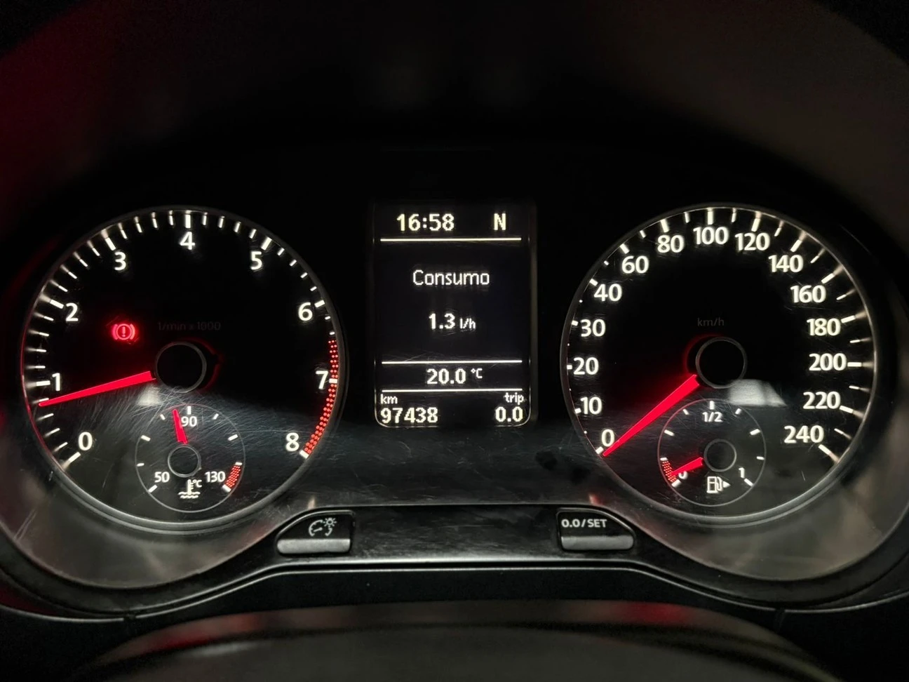VOLKSWAGEN SPACE CROSS