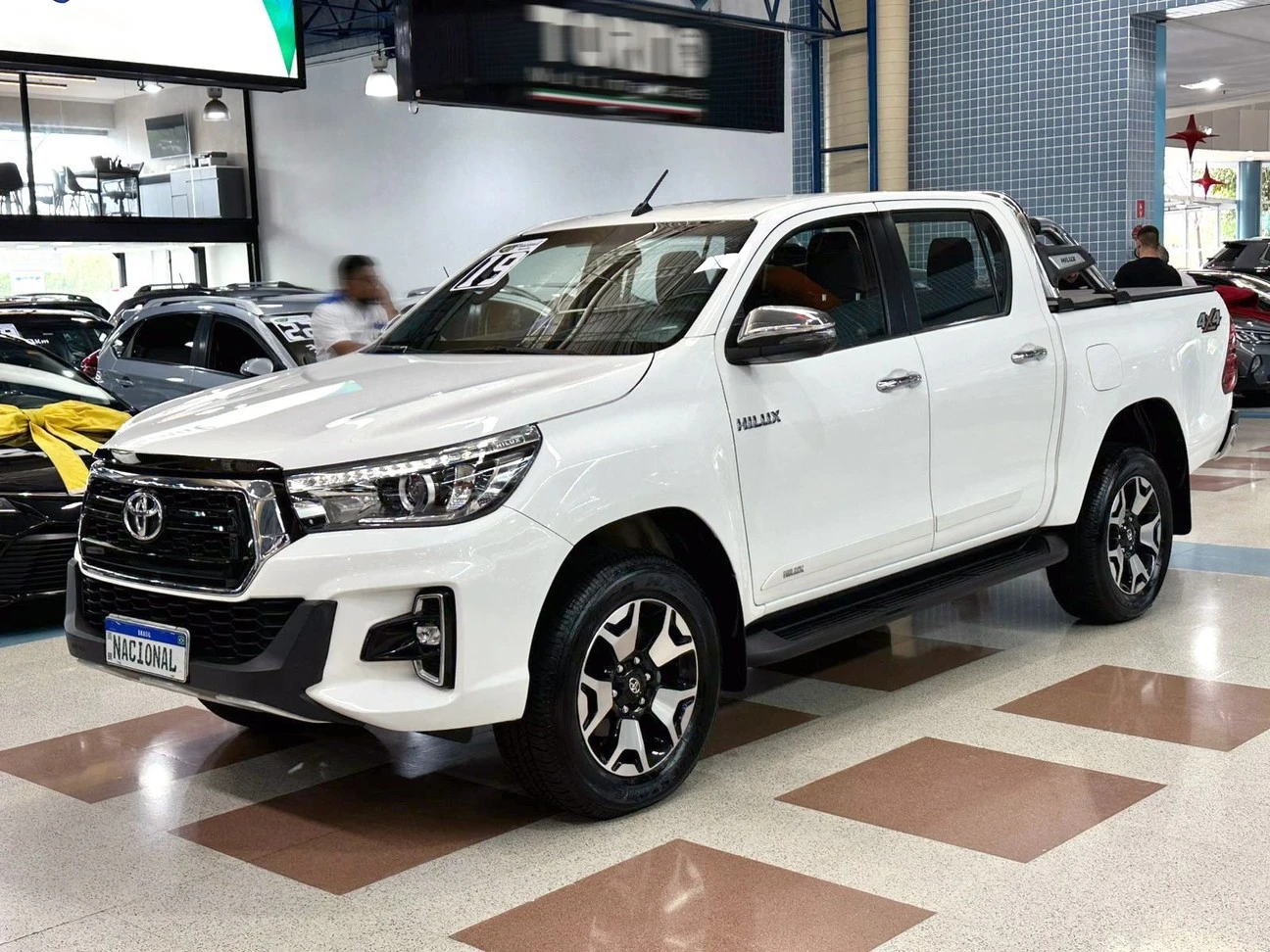 TOYOTA HILUX