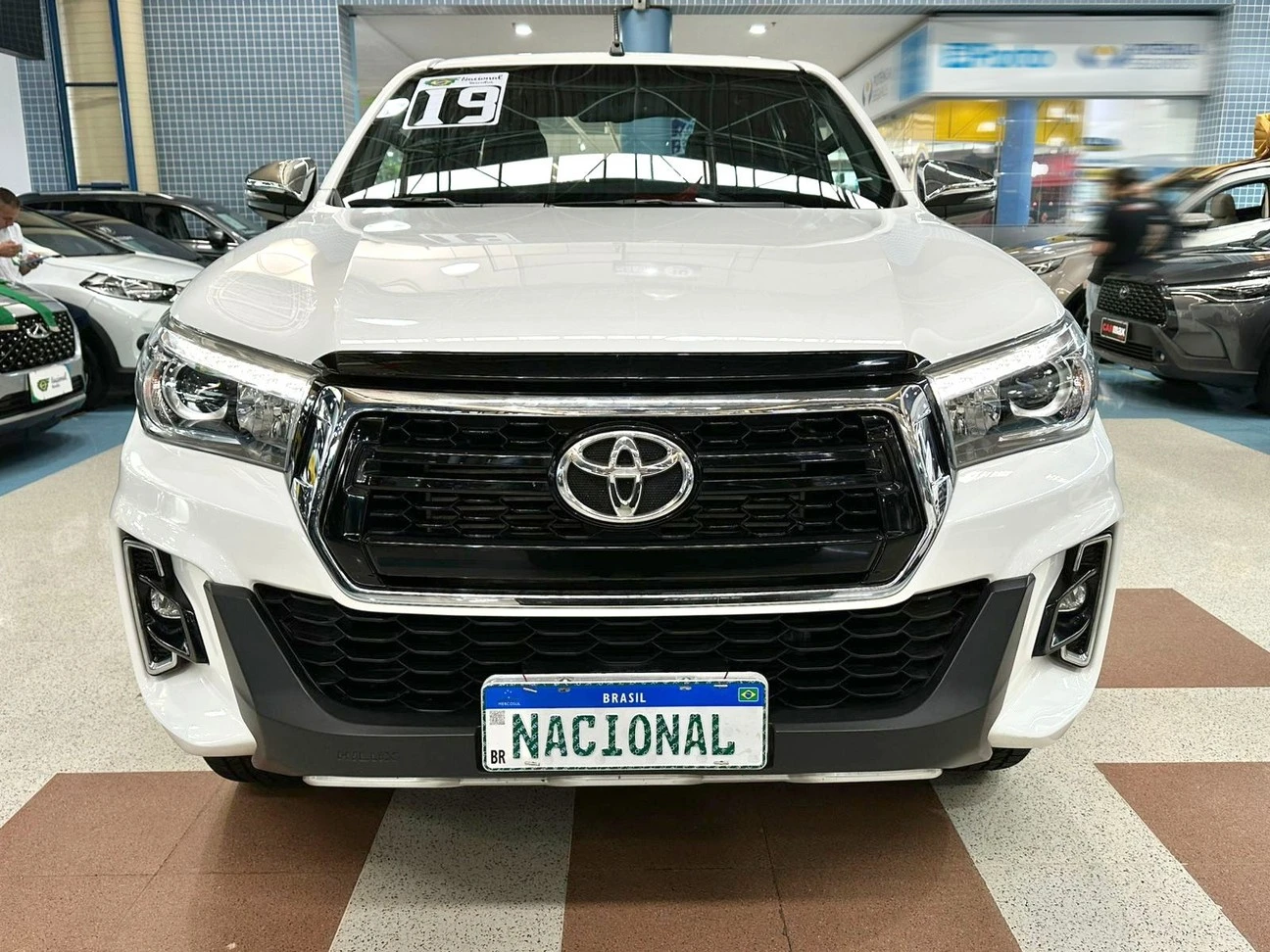 TOYOTA HILUX