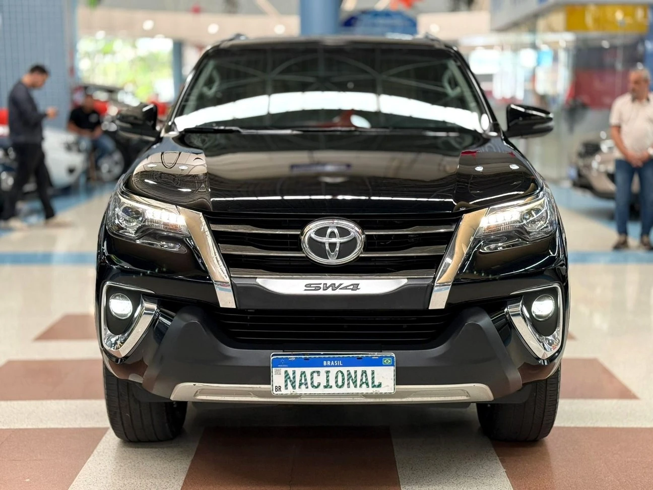TOYOTA HILUX SW4
