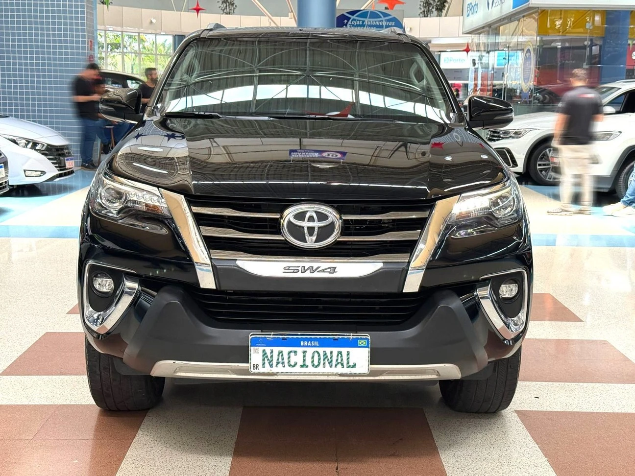 TOYOTA HILUX SW4