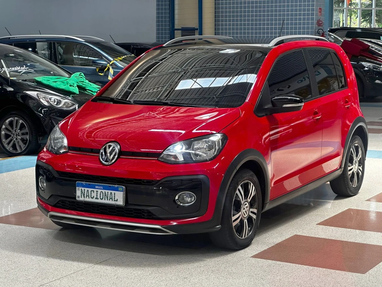 VOLKSWAGEN UP