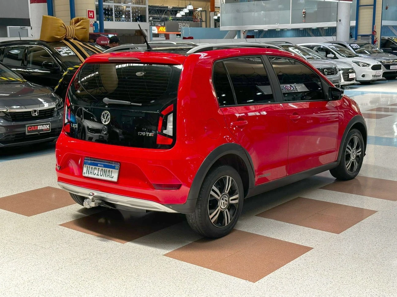 VOLKSWAGEN UP