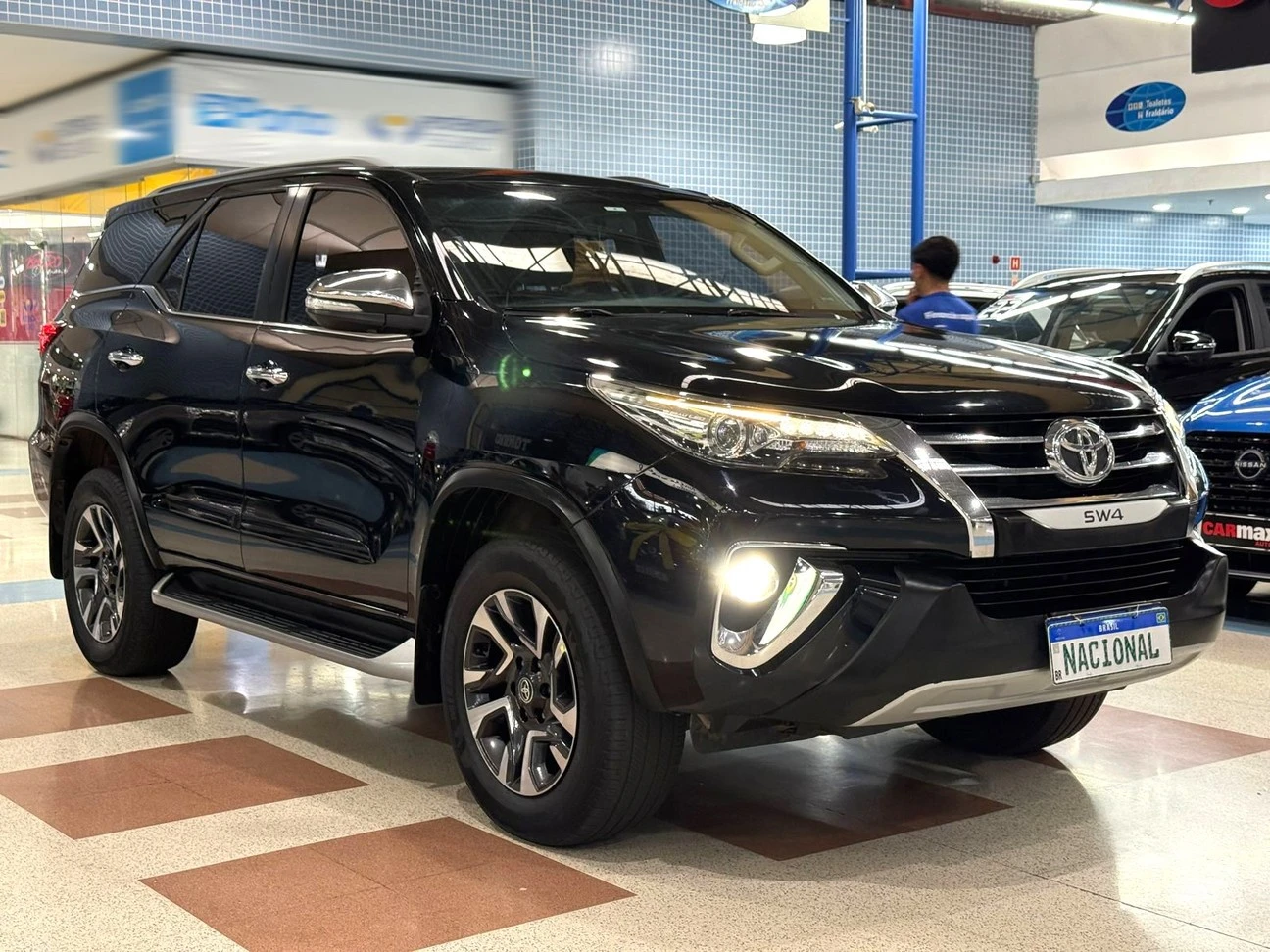 TOYOTA HILUX SW4