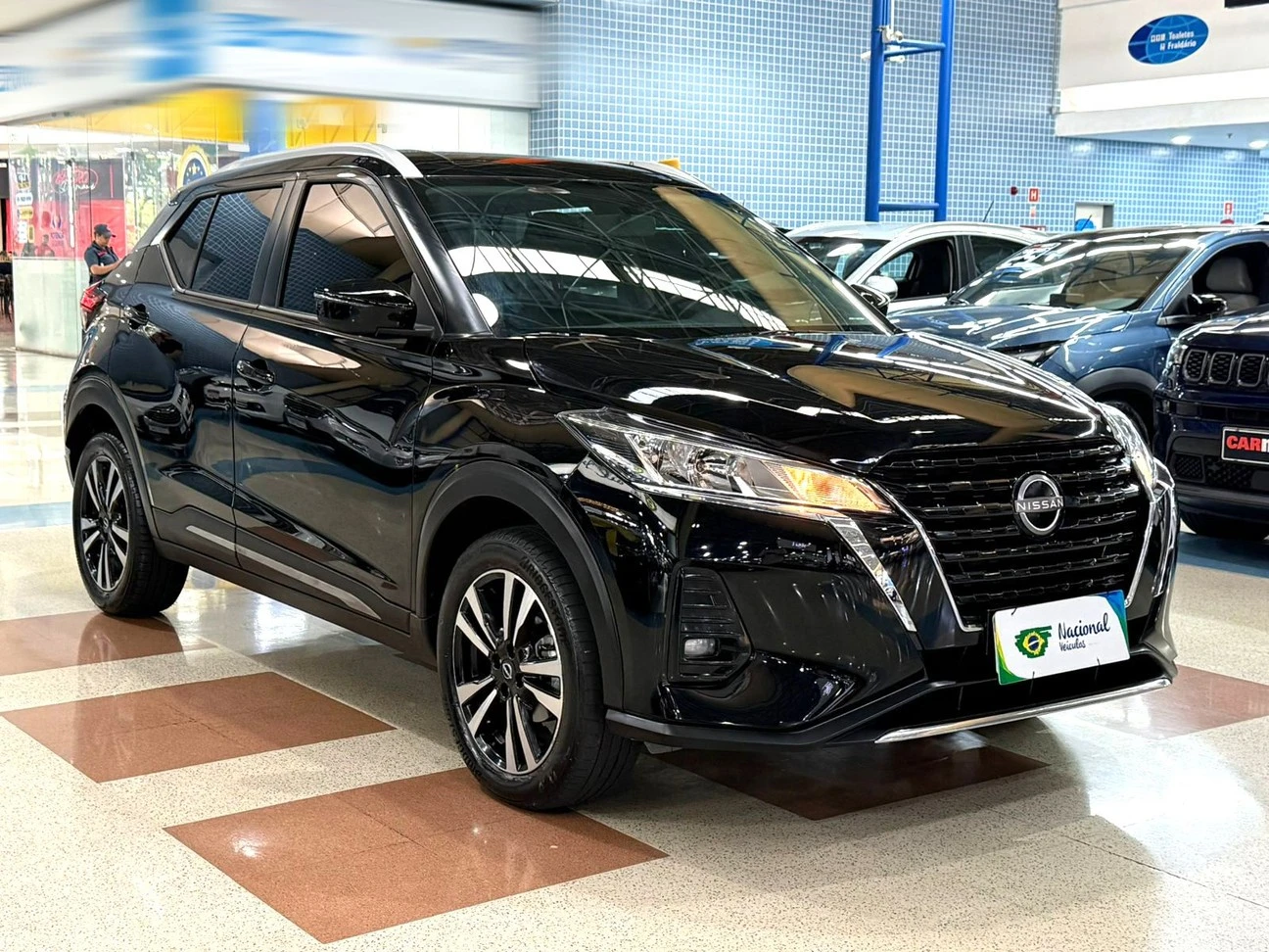 NISSAN KICKS