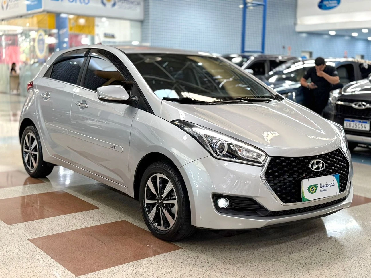 HYUNDAI HB20