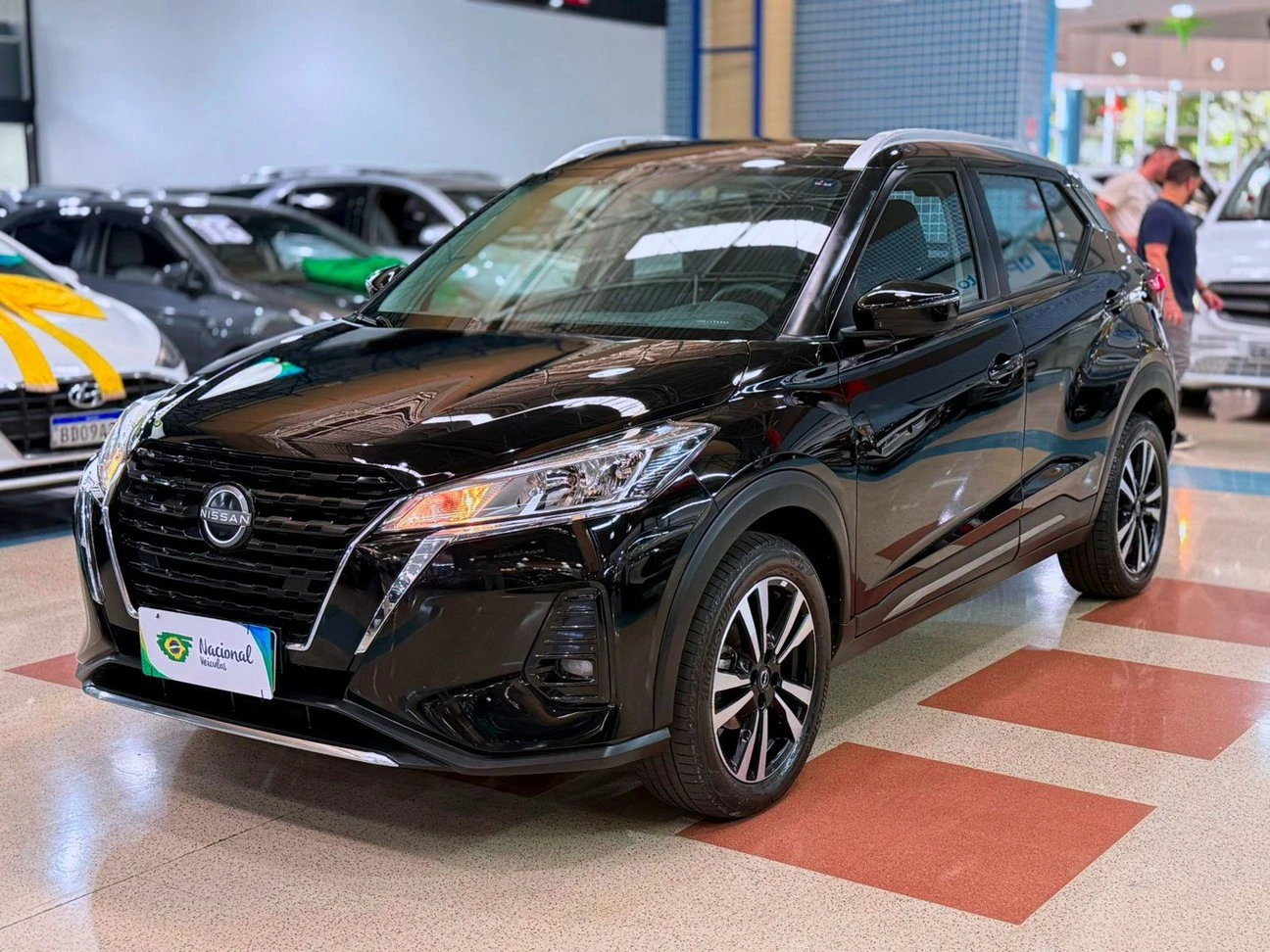 NISSAN KICKS