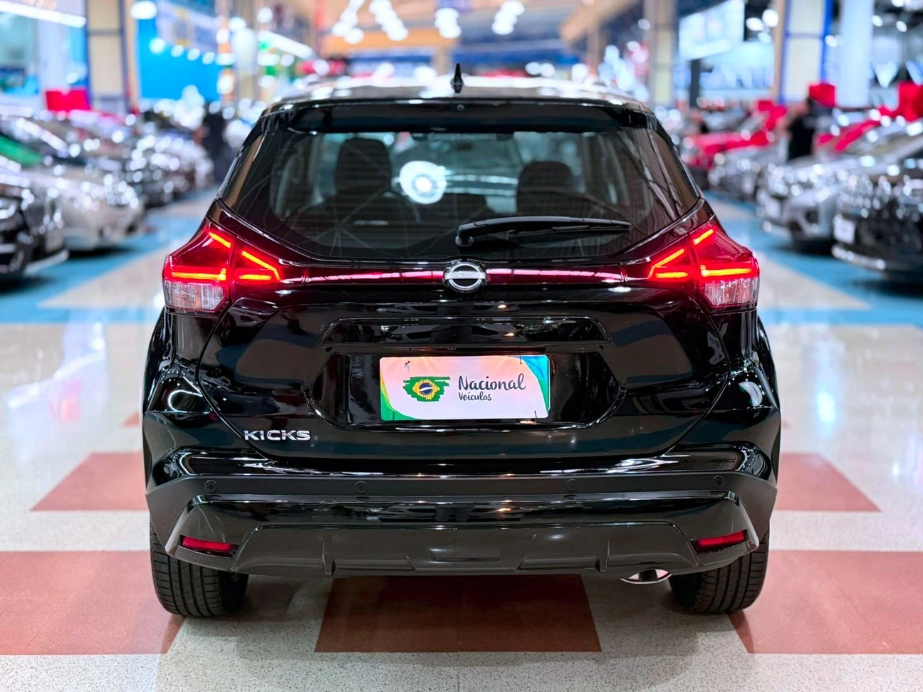 NISSAN KICKS