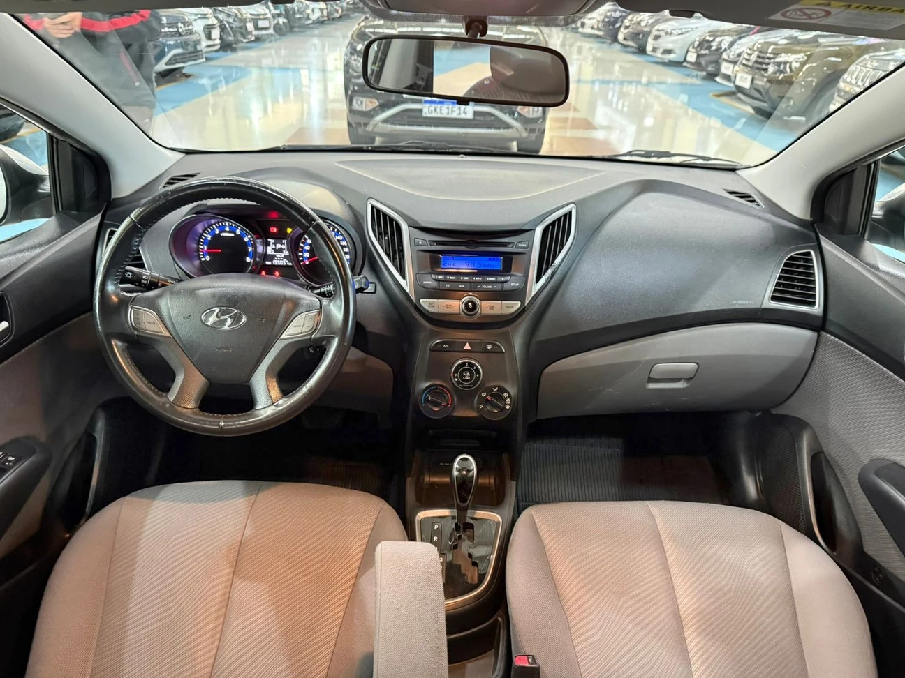 HYUNDAI HB20