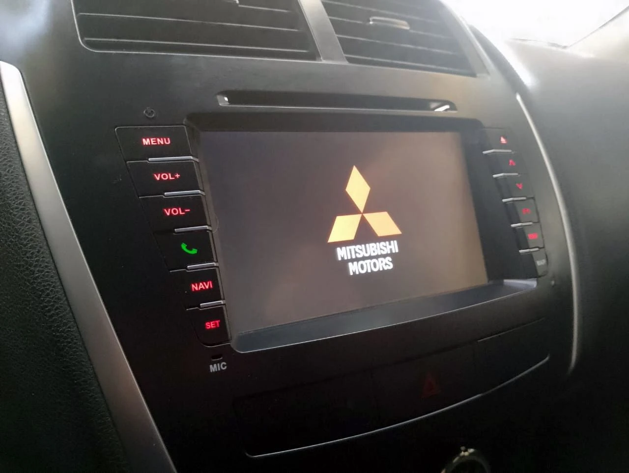 MITSUBISHI ASX