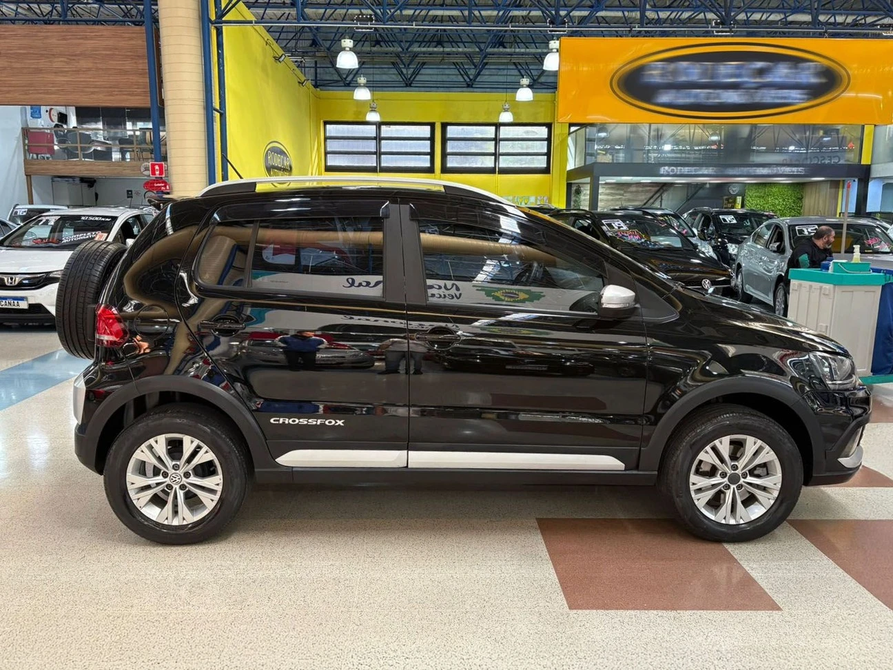 VOLKSWAGEN CROSSFOX