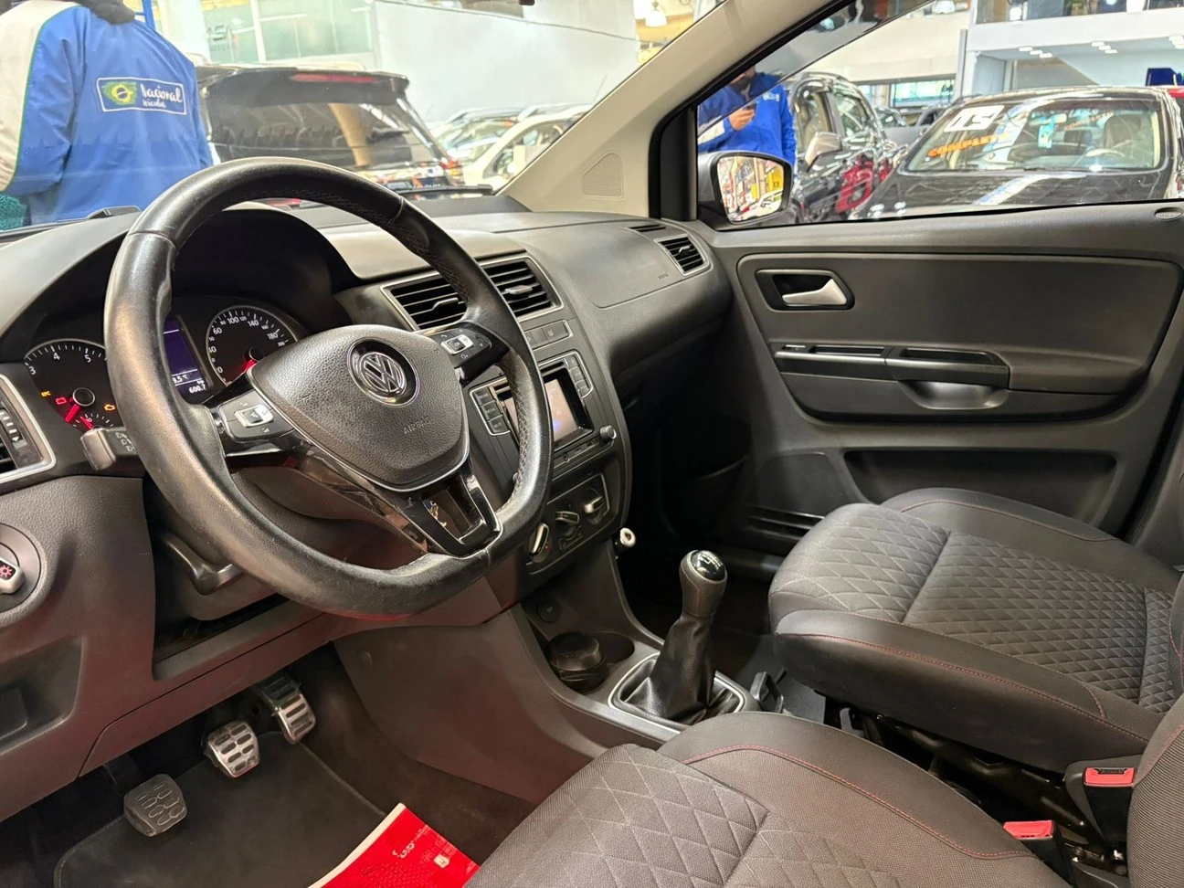 VOLKSWAGEN CROSSFOX