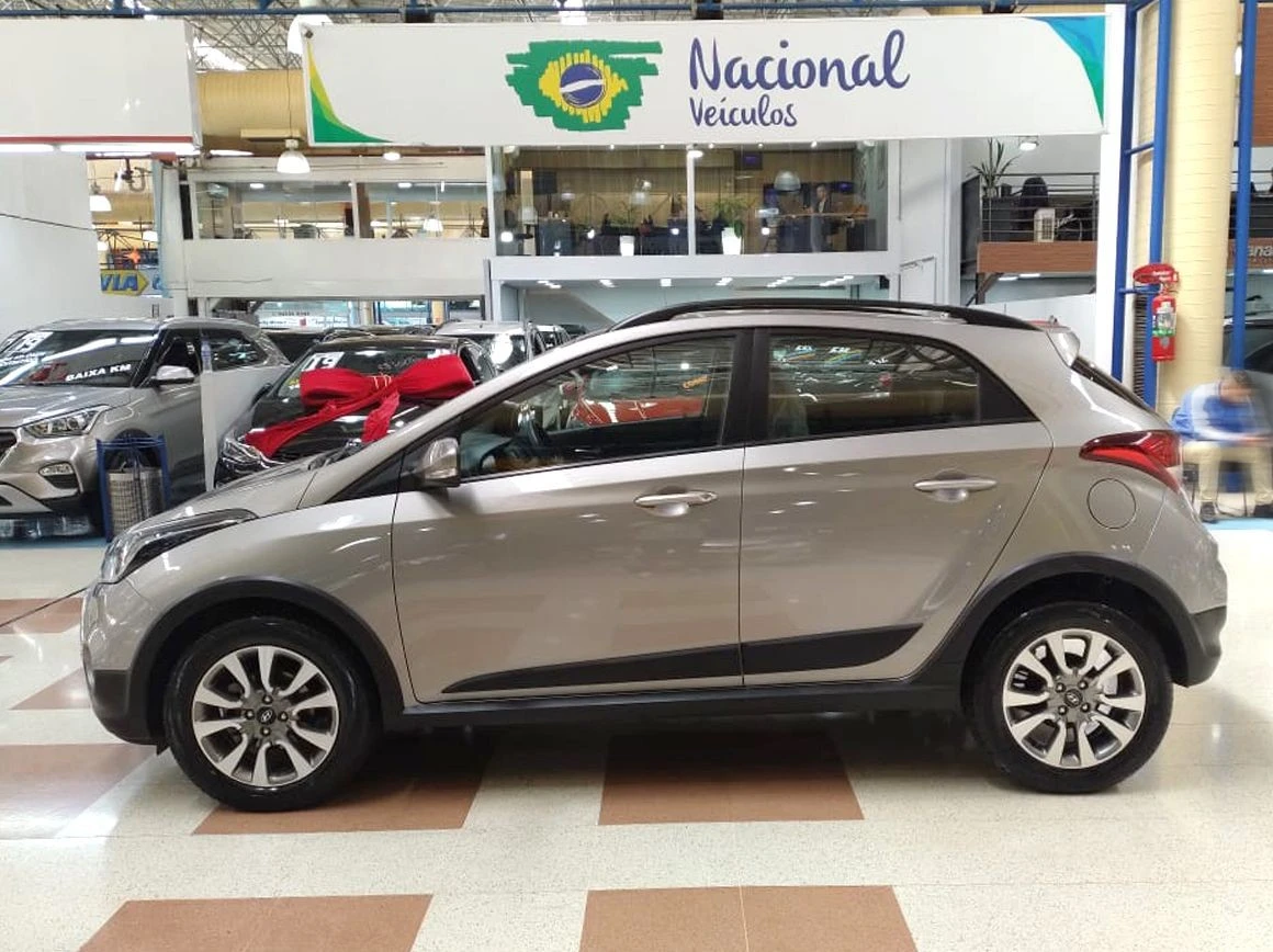 HYUNDAI HB20X