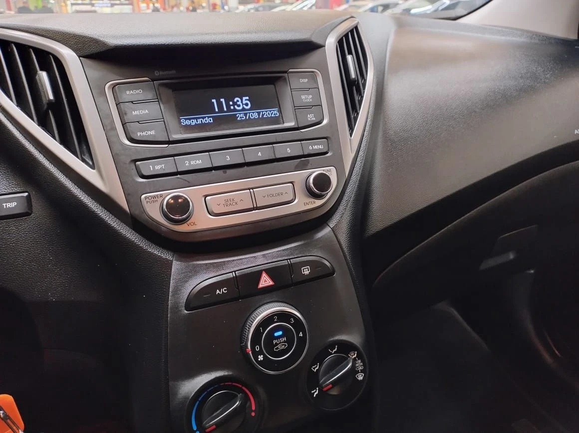 HYUNDAI HB20X